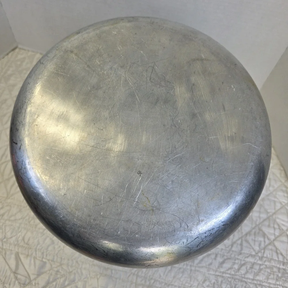 Vintage Enterprise Aluminum 16 Gauge Cook Pot With Handles And Lid Made In USA